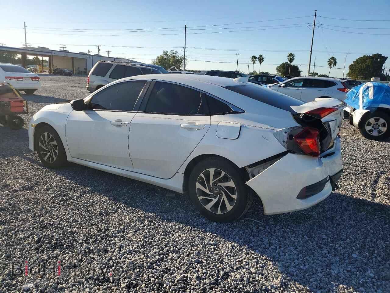 2017 HONDA CIVIC - VIN: 19XFC2F83HE076759 - Photo 2