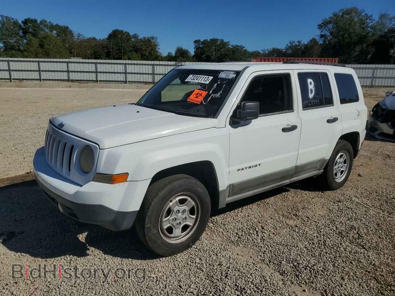 Photo 1J4NF1GB5BD101624 - JEEP PATRIOT 2011