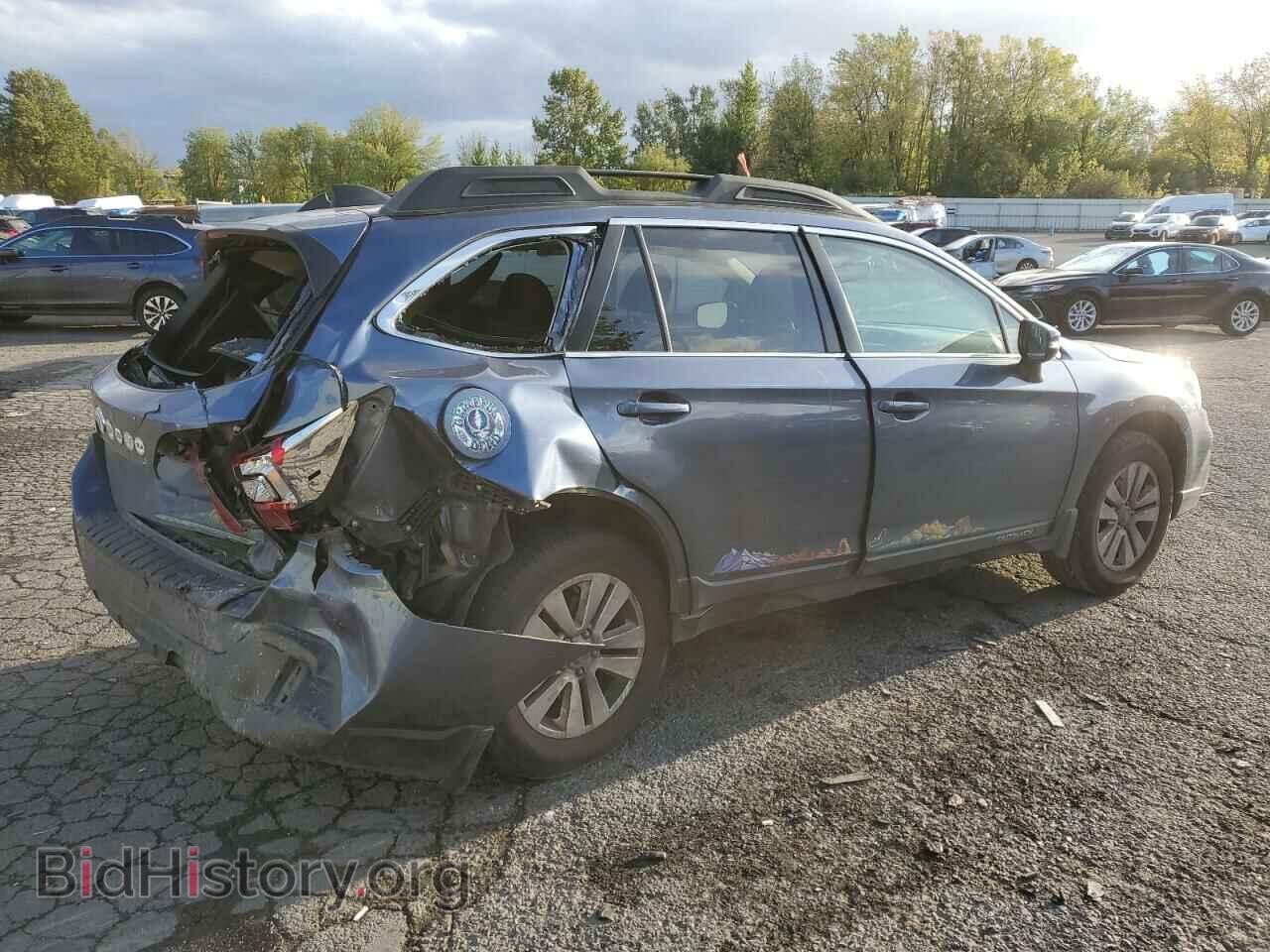 2018 SUBARU OUTBACK - VIN: 4S4BSAHC3J3298353 - Фото 3