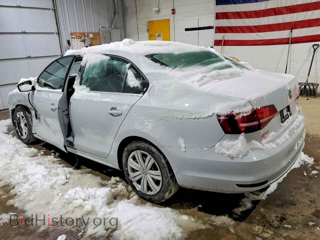 2017 VOLKSWAGEN JETTA - VIN: 3VW2B7AJXHM397225 - Фото 2