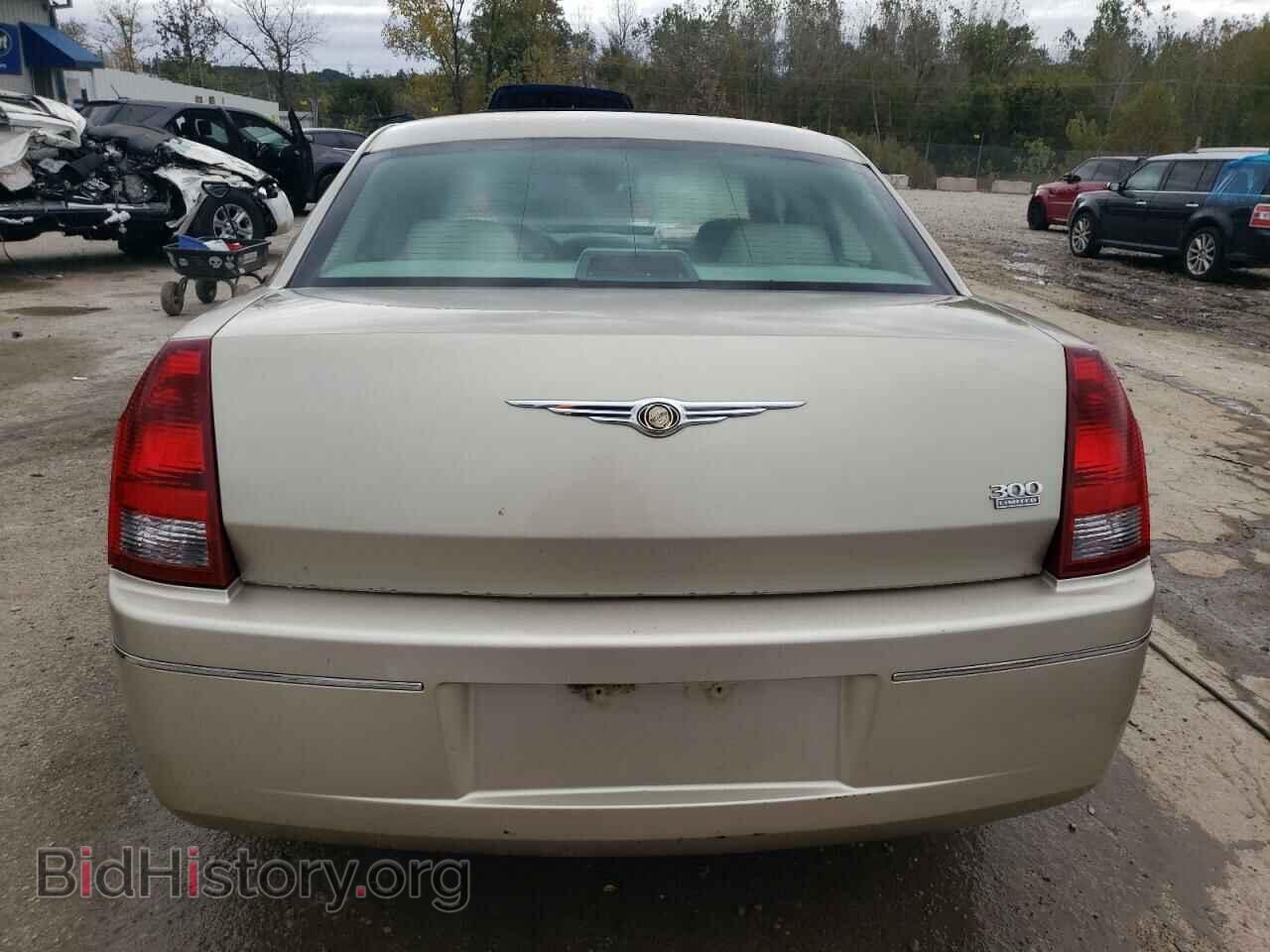 2006 CHRYSLER 300 - VIN: 2C3KA53G66H232087 - Фото 6