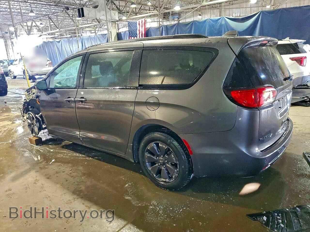 2019 CHRYSLER PACIFICA - VIN: 2C4RC1N78KR616824 - Photo 2