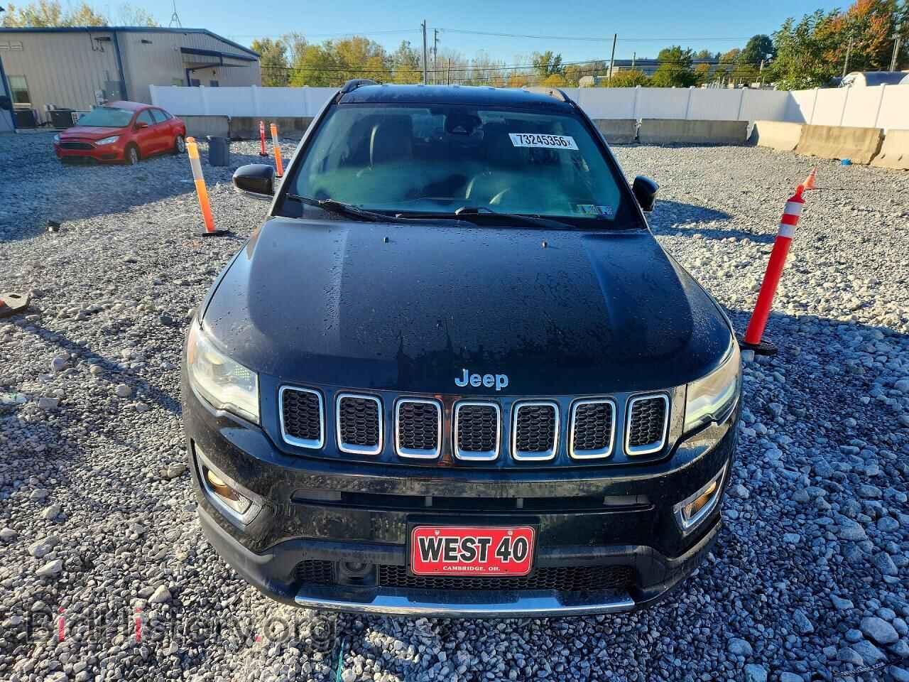 2018 Jeep COMPASS (VIN 3C4NJDCB7JT340922) — photo 5 of 13