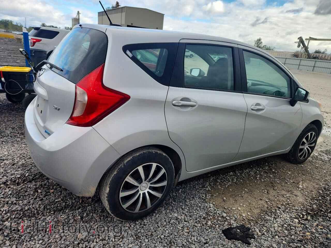 2016 Nissan VERSA (VIN 3N1CE2CP8GL365836) — фото 3 из 13