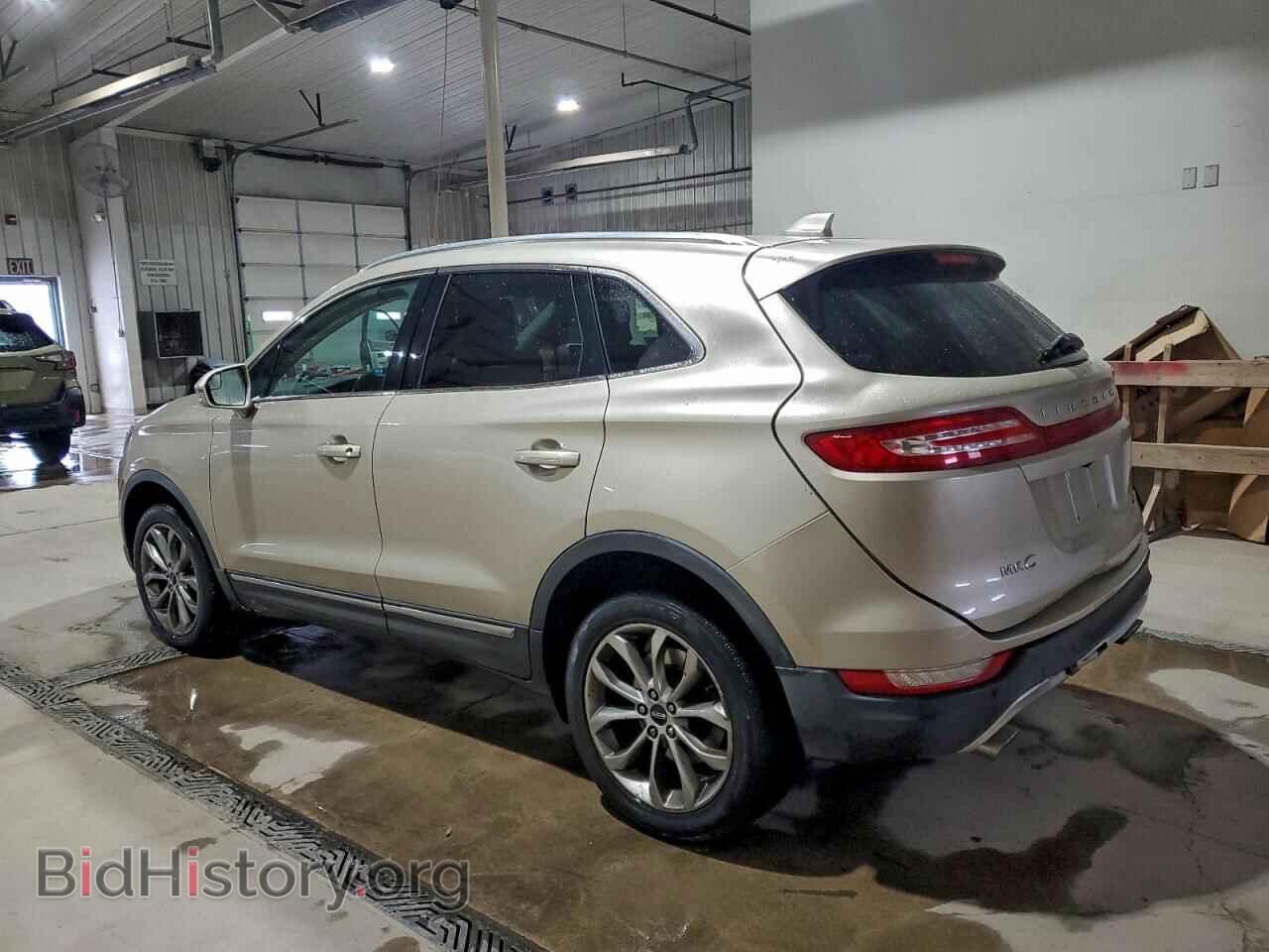 2017 LINCOLN MKC - VIN: 5LMCJ2D9XHUL67970 - Photo 2