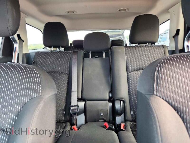 2019 Dodge JOURNEY (VIN 3C4PDCBB5KT863367) — photo 10 of 13