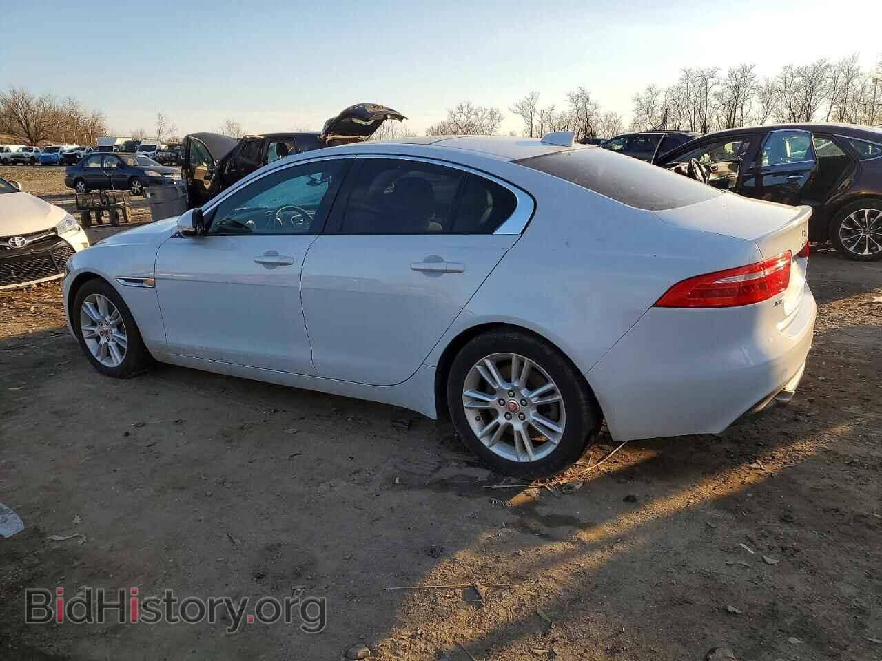 2018 JAGUAR XE - VIN: SAJAJ4FX4JCP23140 - Фото 2