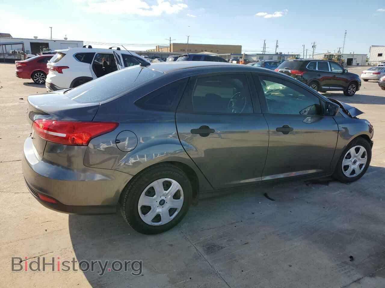 2018 FORD FOCUS - VIN: 1FADP3E22JL308219 - Фото 3