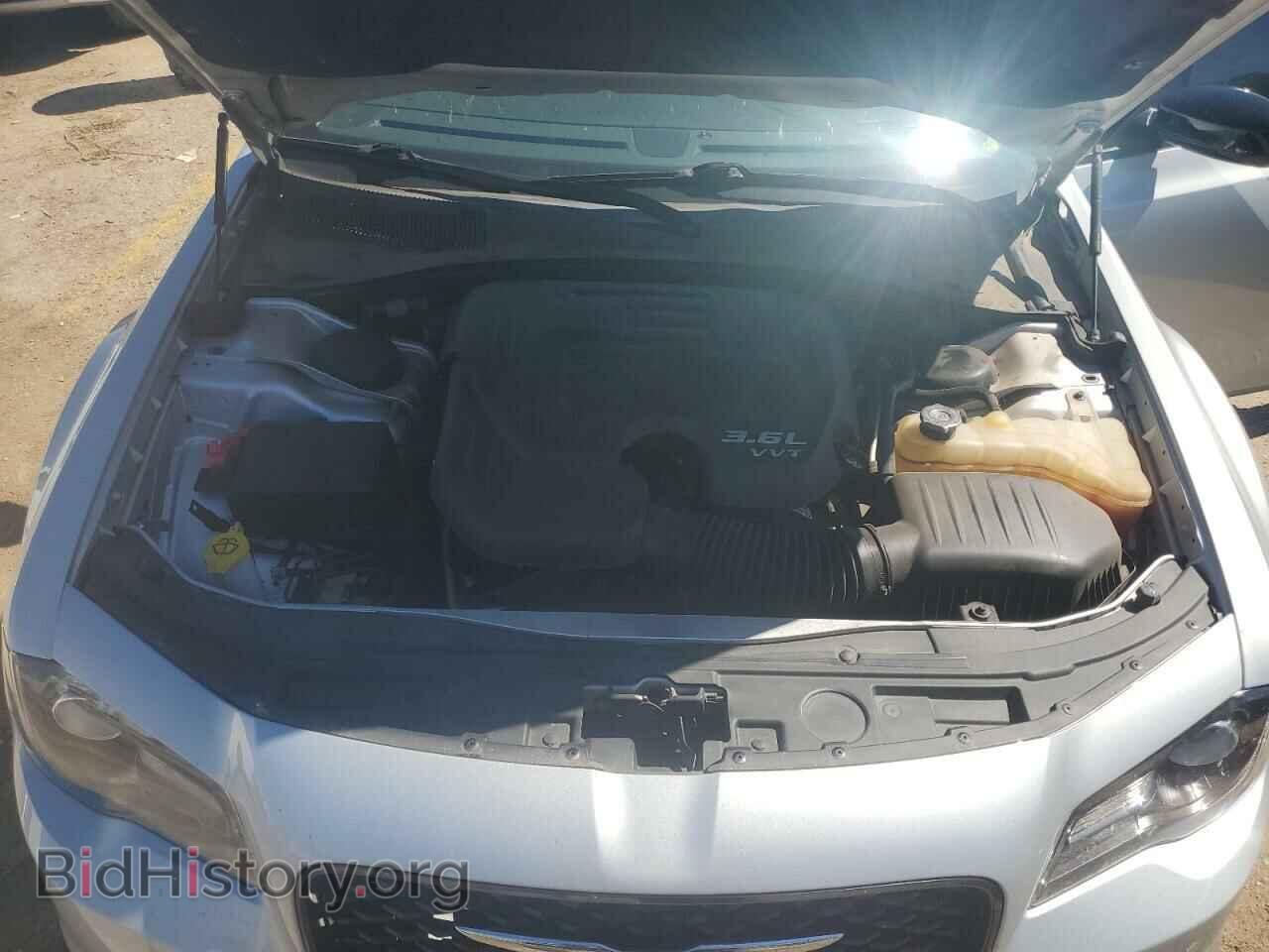 2019 CHRYSLER 300 - VIN: 2C3CCAAG1KH580464 - Фото 11