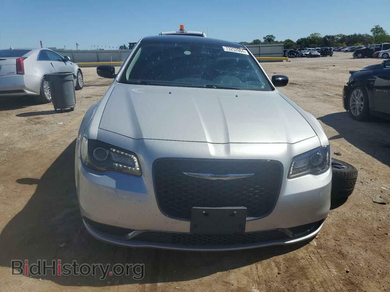 2019 CHRYSLER 300 - VIN: 2C3CCAAG1KH580464 - Фото 5