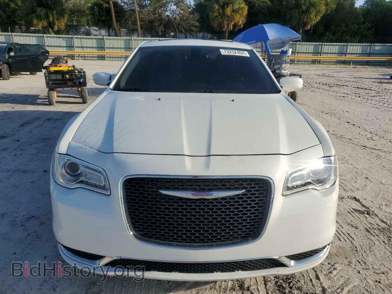 2015 CHRYSLER 300 - VIN: 2C3CCAAG3FH930537 - Фото 5