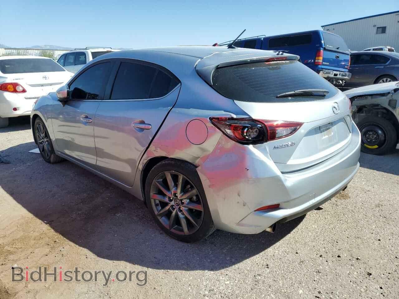 2018 MAZDA 3 - VIN: 3MZBN1L36JM203542 - Фото 2