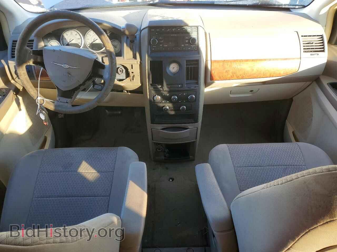 2008 CHRYSLER MINIVAN - VIN: 2A8HR44HX8R842001 - Фото 8