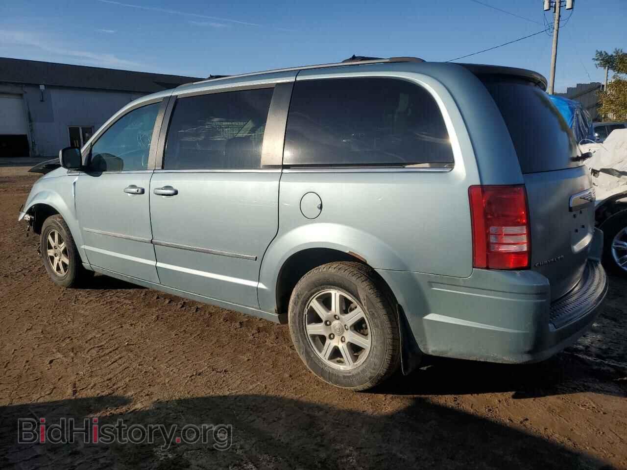 2009 CHRYSLER MINIVAN - VIN: 2A8HR54149R635243 - Фото 2