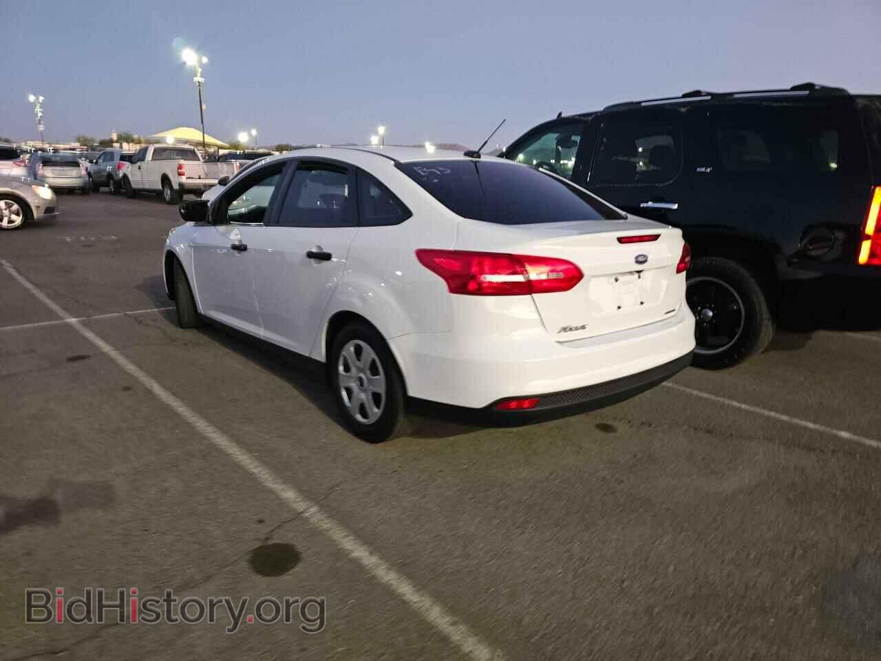 2015 FORD FOCUS - VIN: 1FADP3E28FL358176 - Photo 4