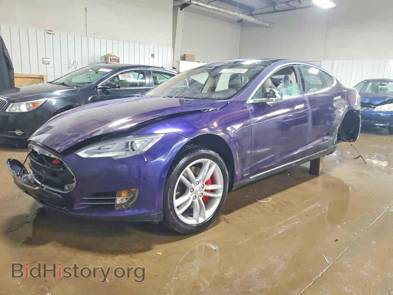 Фотография 5YJSA1H41FF083208 - TESLA MODEL S 2015