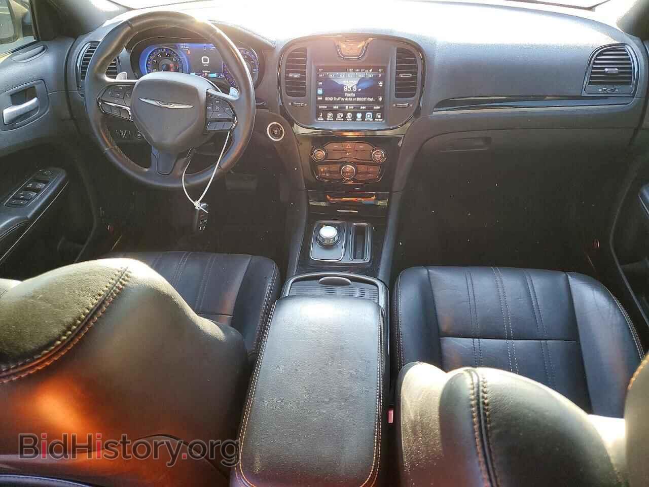 2016 CHRYSLER 300 - VIN: 2C3CCAGG8GH270679 - Фото 8