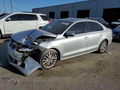 2011 Volkswagen JETTA Jetta SEL, серебристый — VIN 3VWLX7AJ3BM359719, Copart