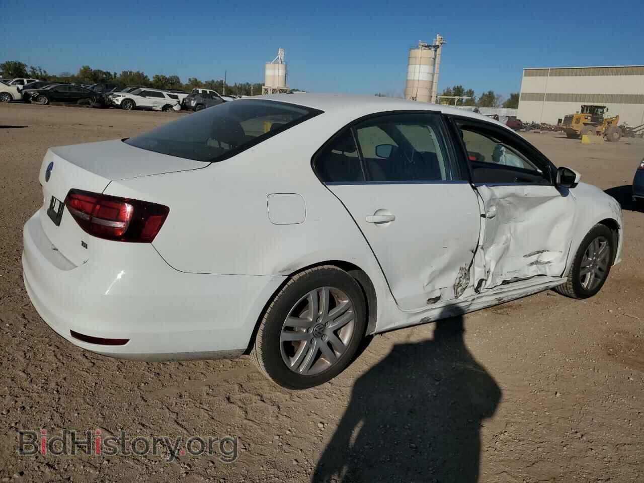 2017 VOLKSWAGEN JETTA - VIN: 3VW2B7AJ1HM350097 - Фото 3