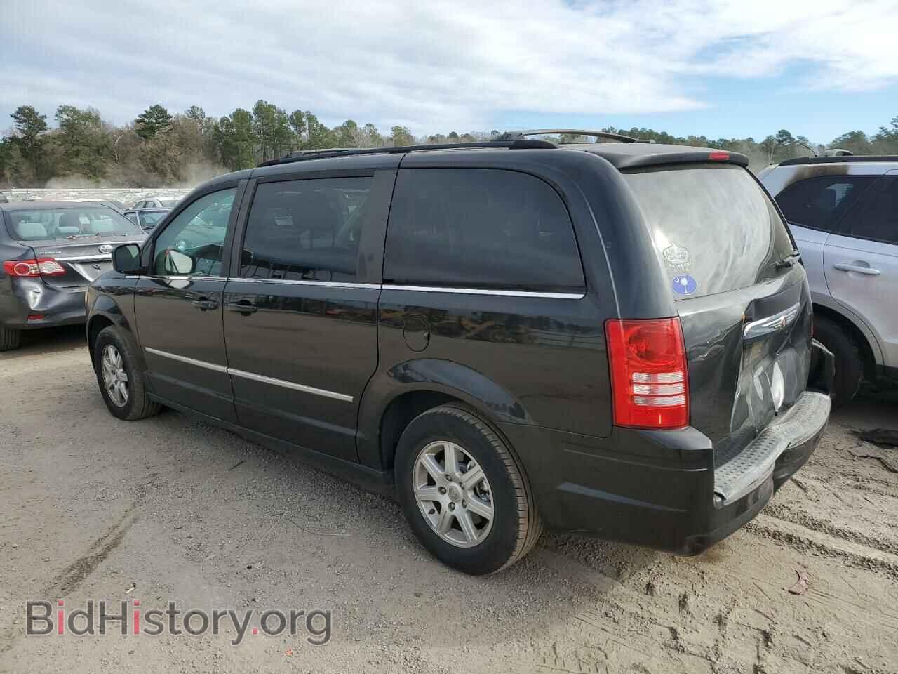 2010 CHRYSLER MINIVAN - VIN: 2A4RR8DX8AR392908 - Фото 2