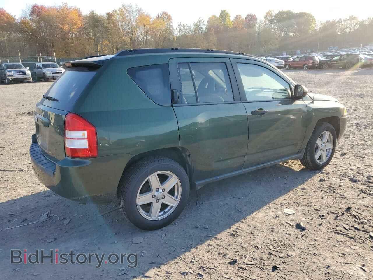 2007 JEEP COMPASS - VIN: 1J8FT47027D241844 - Photo 3