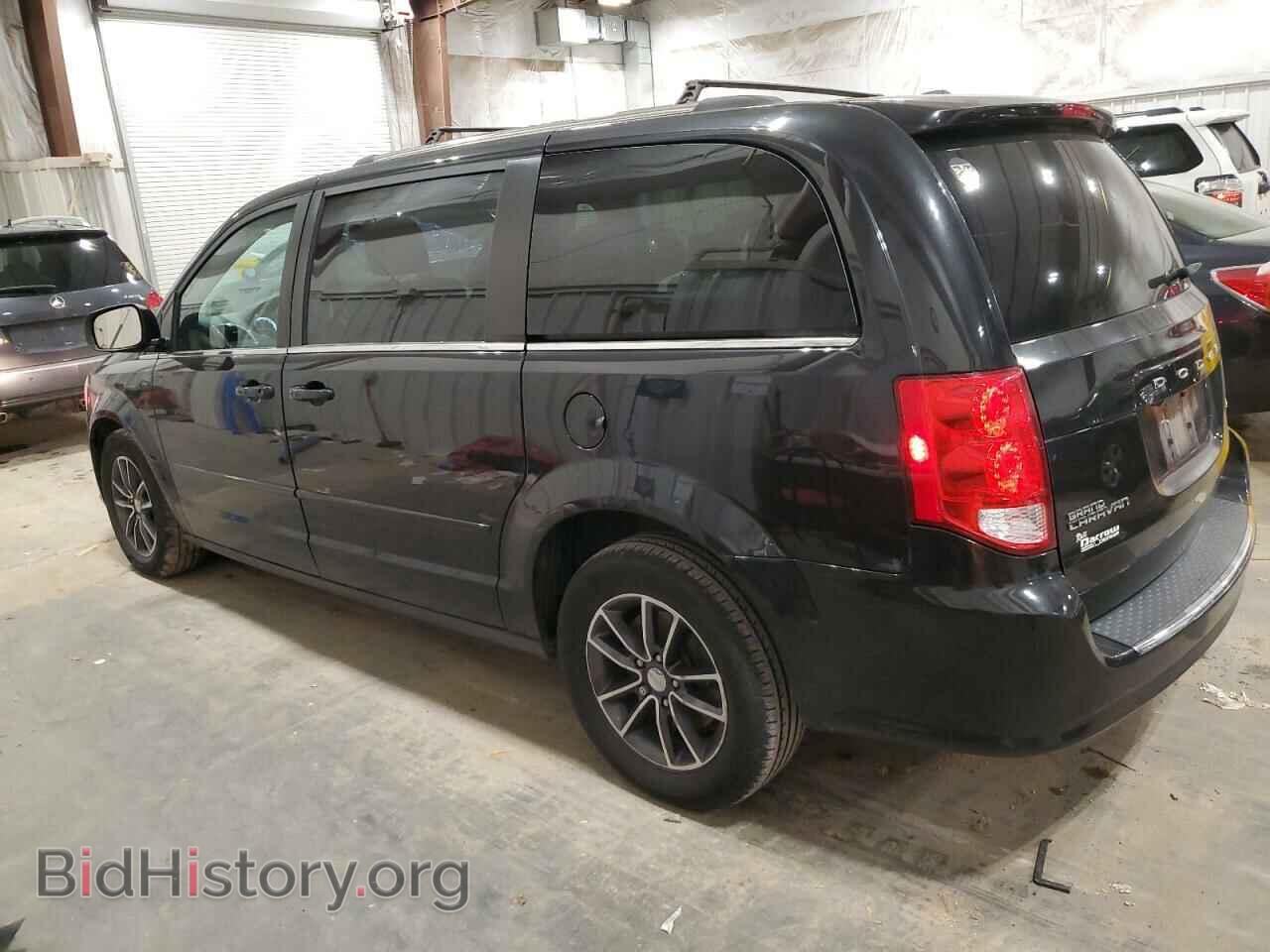2017 DODGE CARAVAN - VIN: 2C4RDGCG1HR631564 - Фото 2