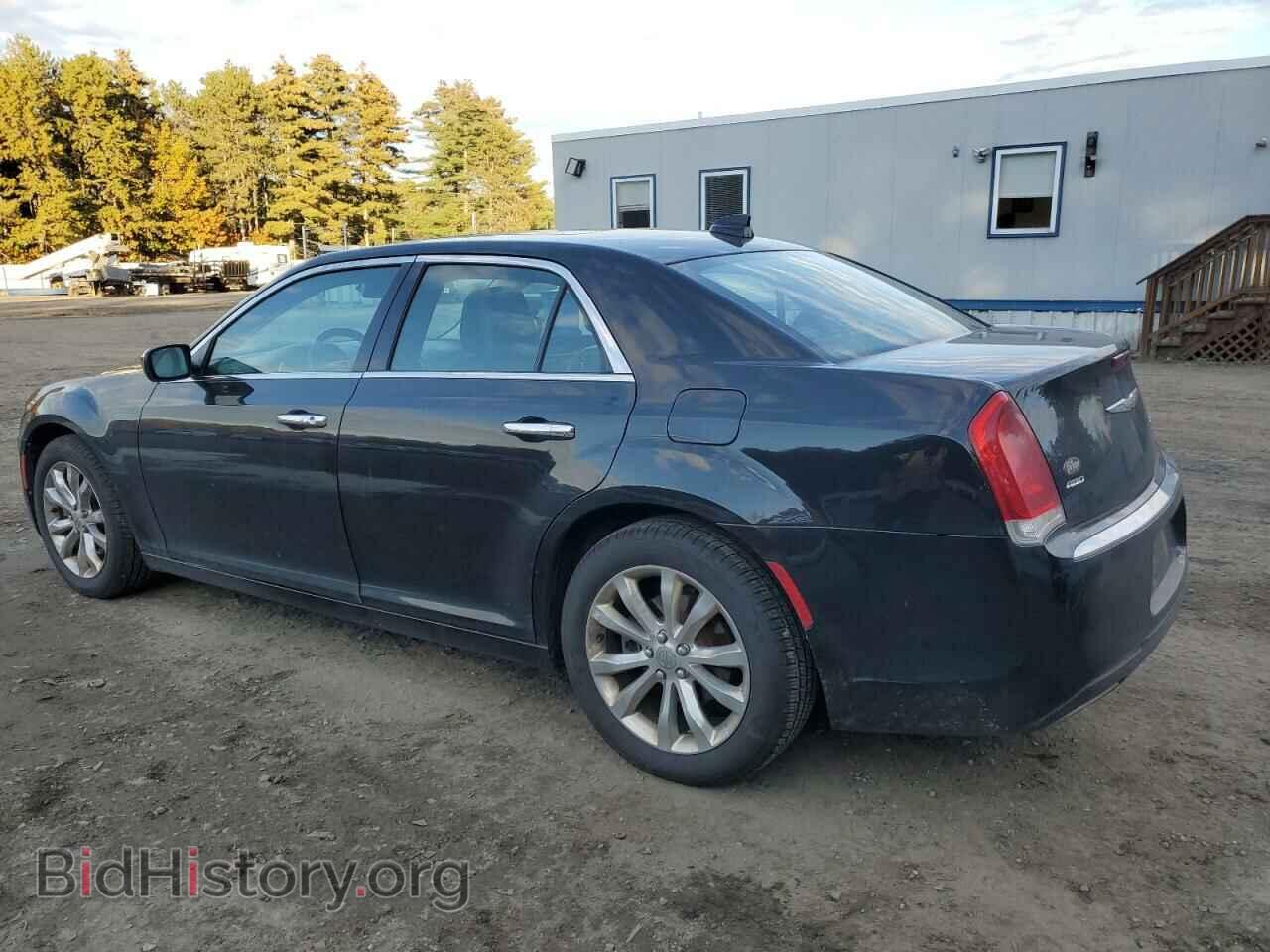2016 CHRYSLER 300 - VIN: 2C3CCAKG8GH261777 - Фото 2