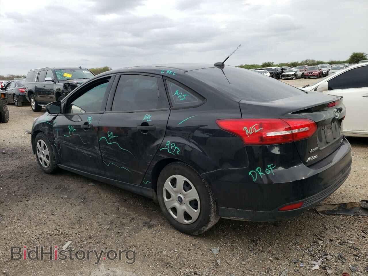 2016 FORD FOCUS - VIN: 1FADP3E22GL233823 - Photo 2