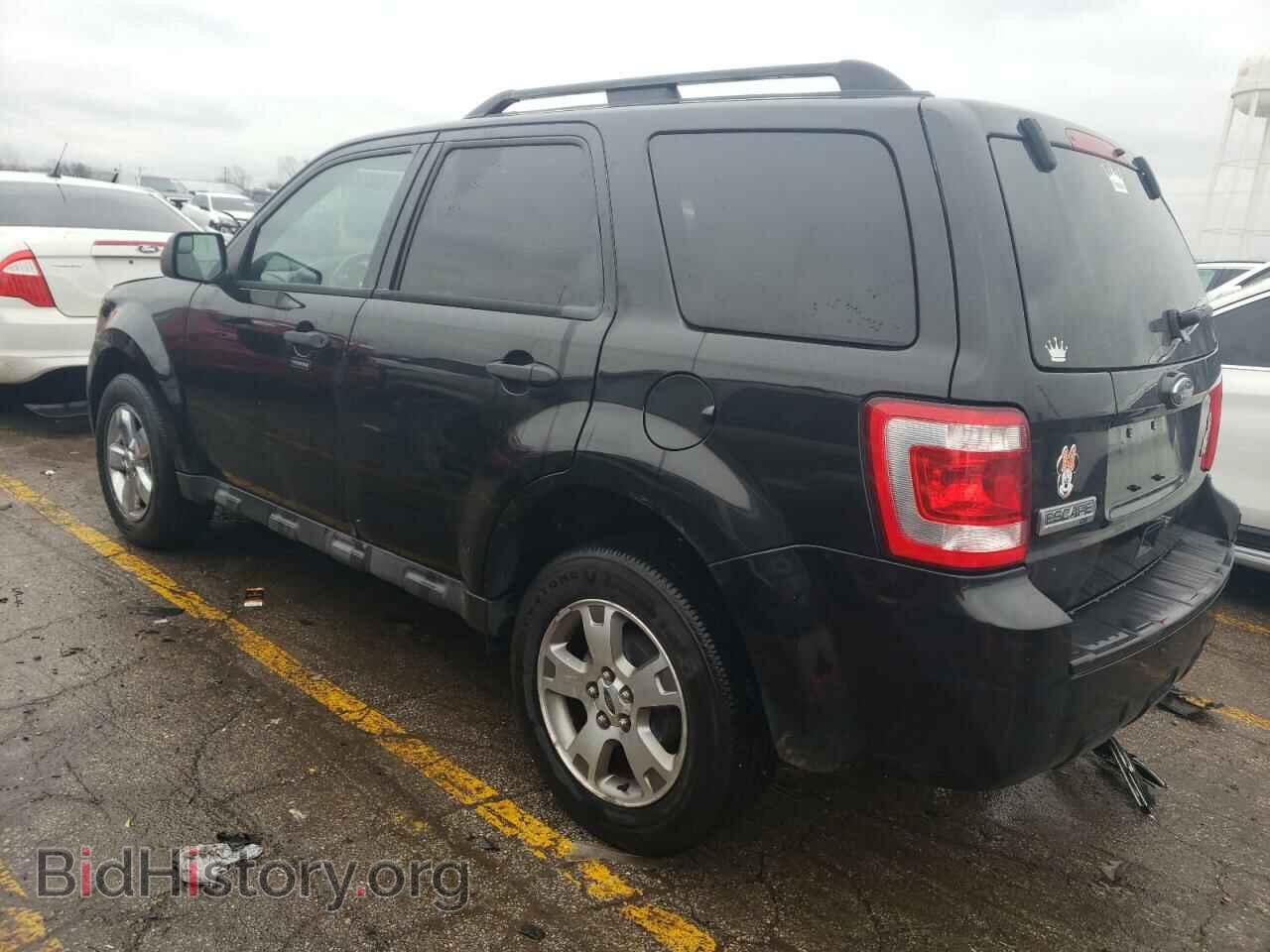2011 FORD ESCAPE - VIN: 1FMCU0D77BKA67318 - Фото 2
