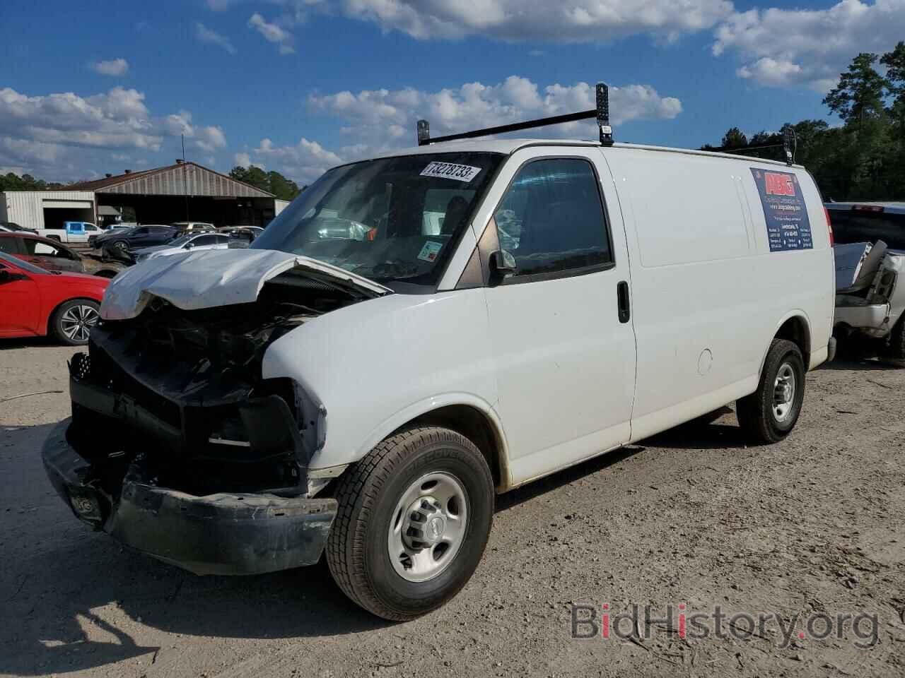 Photo 1GCWGAFF2H1157932 - CHEVROLET EXPRESS 2017