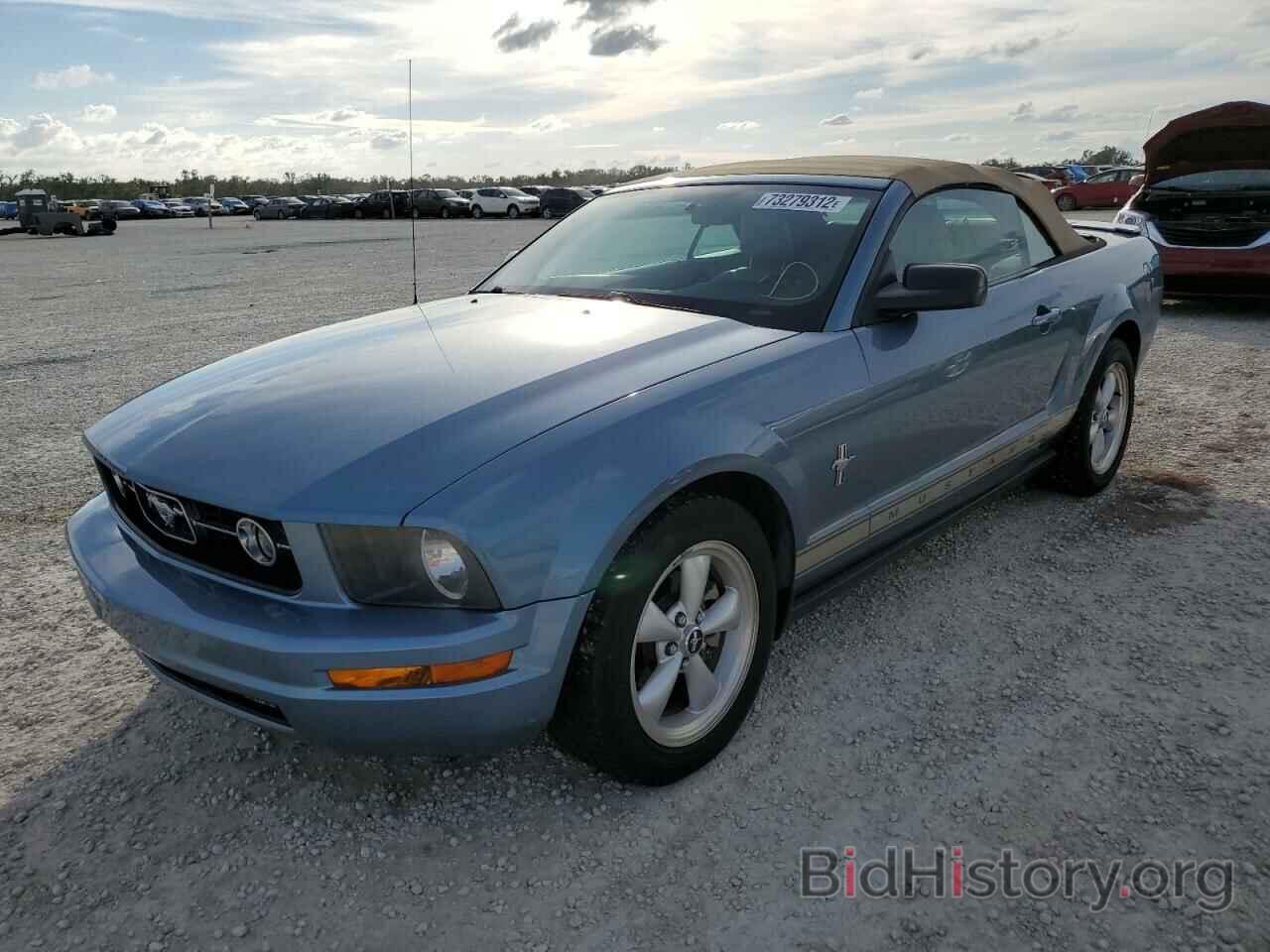 Photo 1ZVHT84N875266763 - FORD MUSTANG 2007