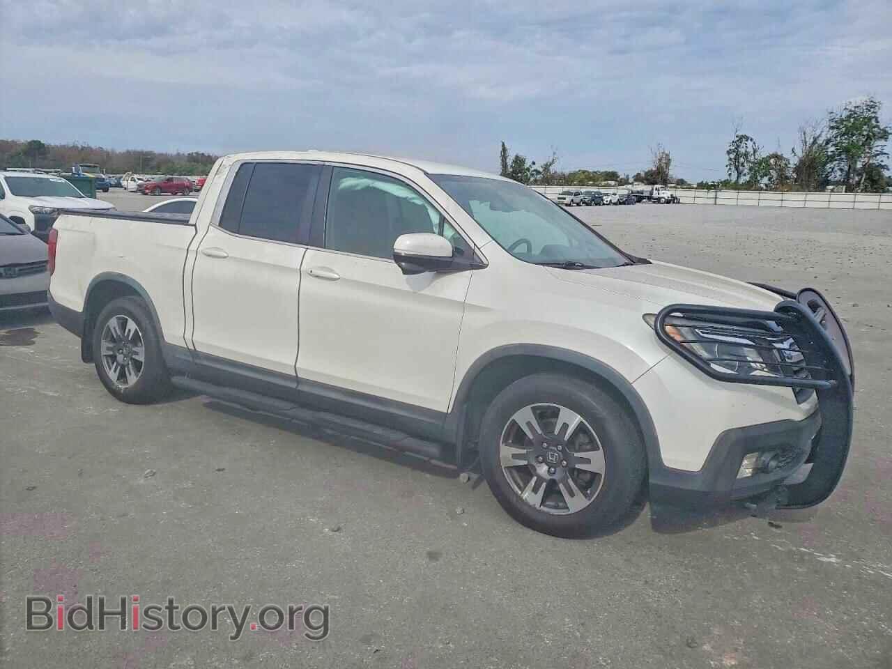 2017 HONDA RIDGELINE - VIN: 5FPYK2F65HB009558 - Photo 4