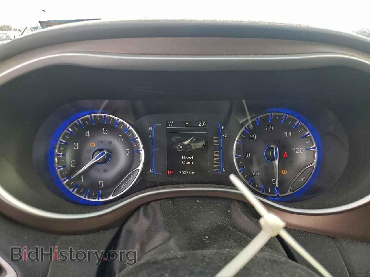 2018 CHRYSLER PACIFICA - VIN: 2C4RC1BGXJR204407 - Фото 9