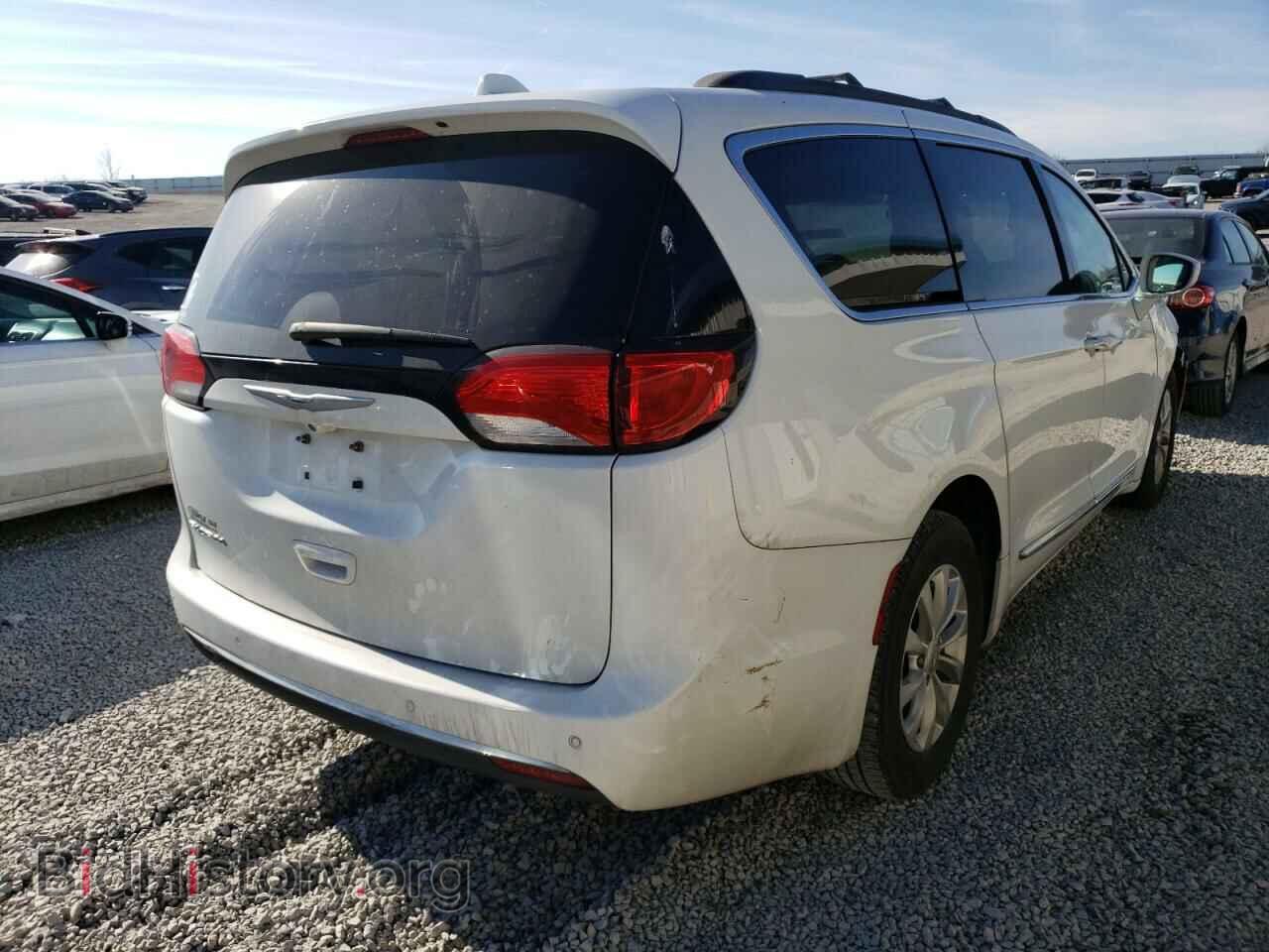 2017 CHRYSLER PACIFICA - VIN: 2C4RC1BG6HR747554 - Фото 3