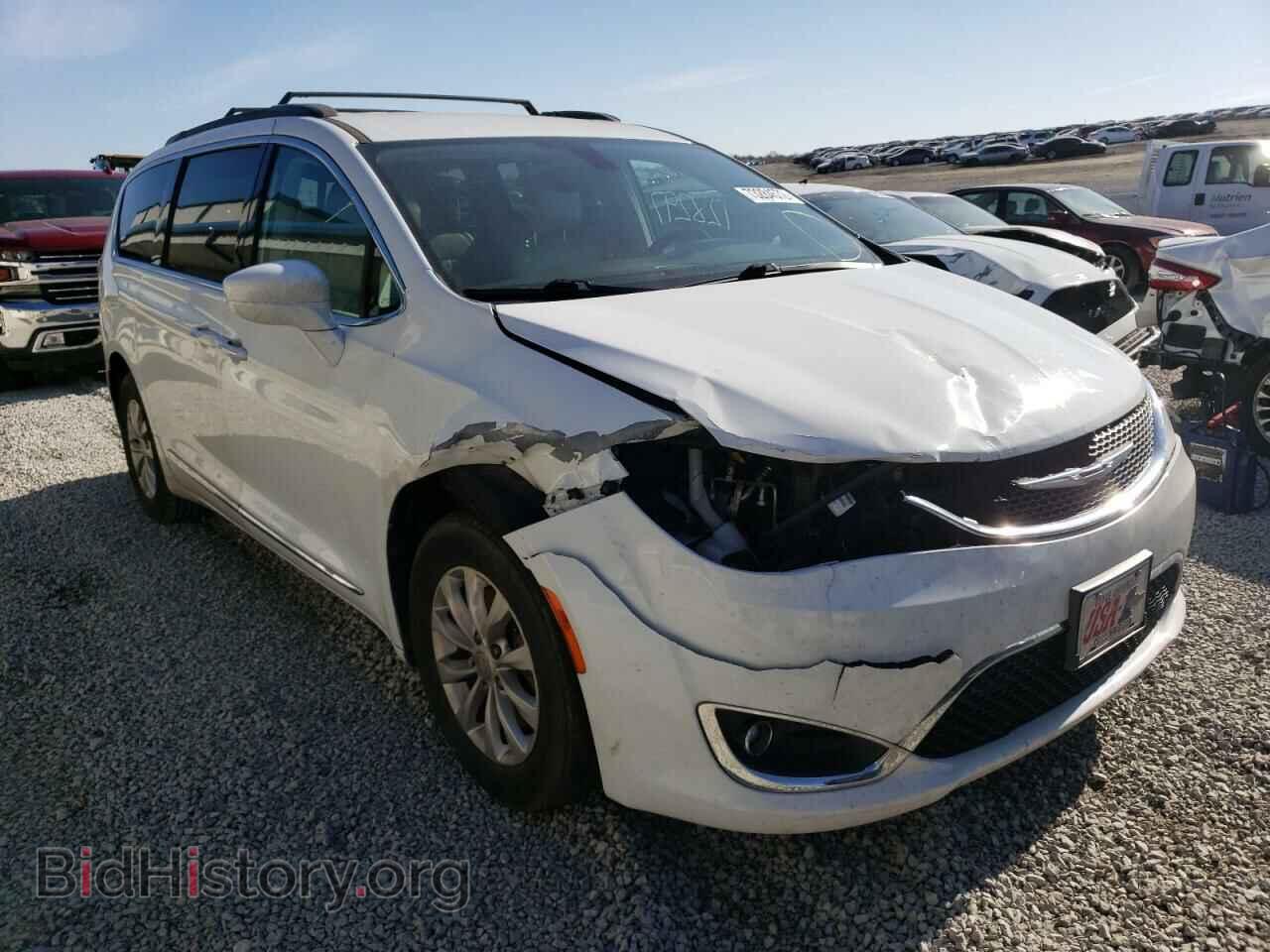 2017 CHRYSLER PACIFICA - VIN: 2C4RC1BG6HR747554 - Фото 4