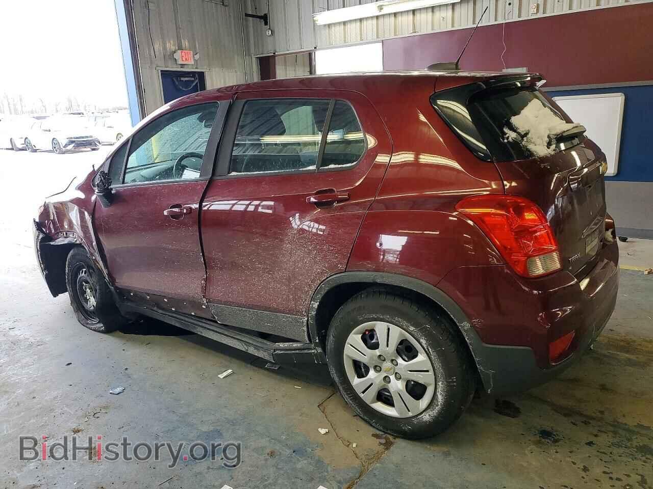 2017 CHEVROLET TRAX - VIN: 3GNCJKSB3HL187177 - Фото 2