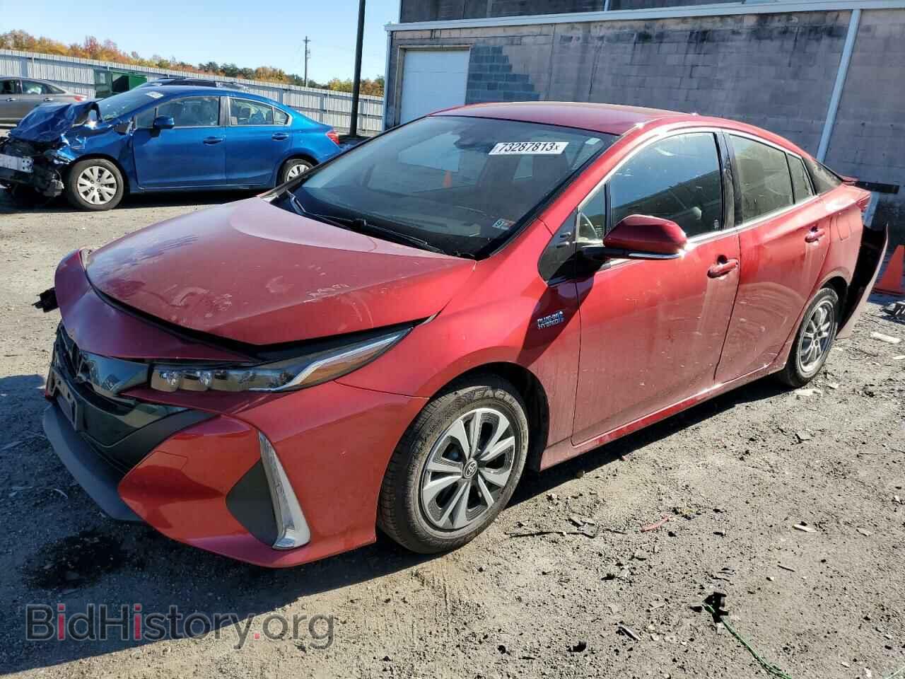 Фотография JTDKARFP3H3037620 - TOYOTA PRIUS 2017