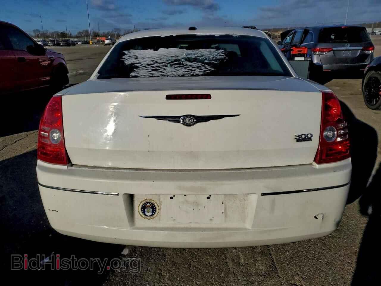 2010 CHRYSLER 300 - VIN: 2C3CA5CV5AH192581 - Фото 6