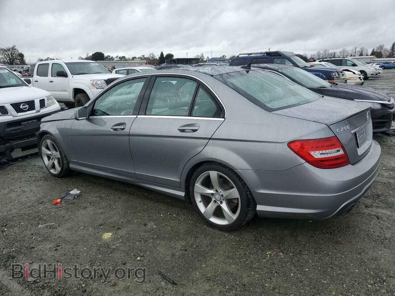 2014 MERCEDES-BENZ C-CLASS - VIN: WDDGF4HB2EA966559 - Фото 2