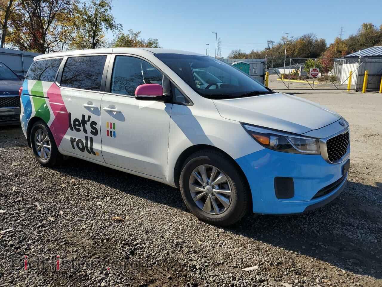 2017 KIA All Models - VIN: KNDMB5C12H6300919 - Фото 4