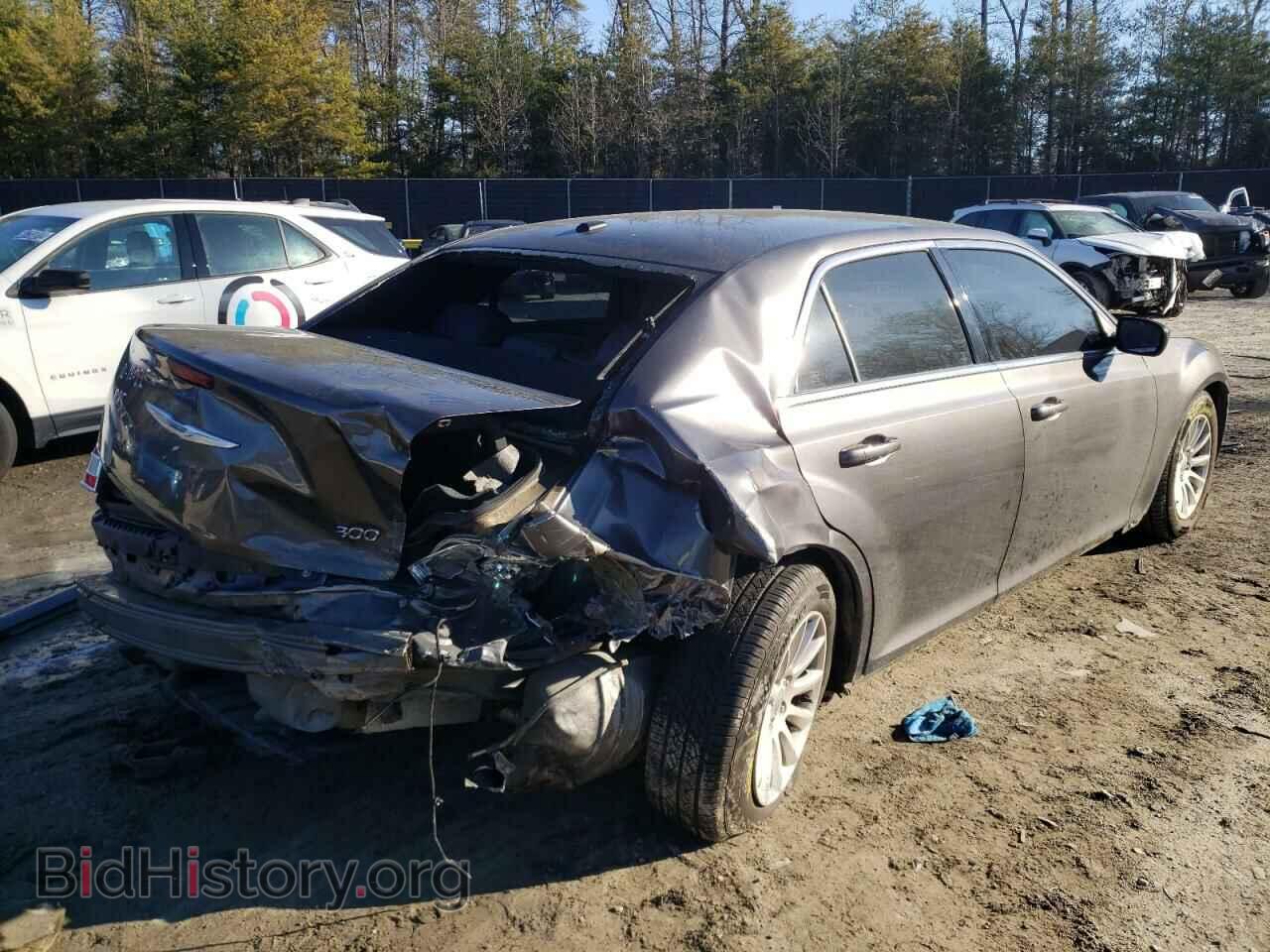 2013 CHRYSLER 300 - VIN: 2C3CCAAGXDH572575 - Фото 3