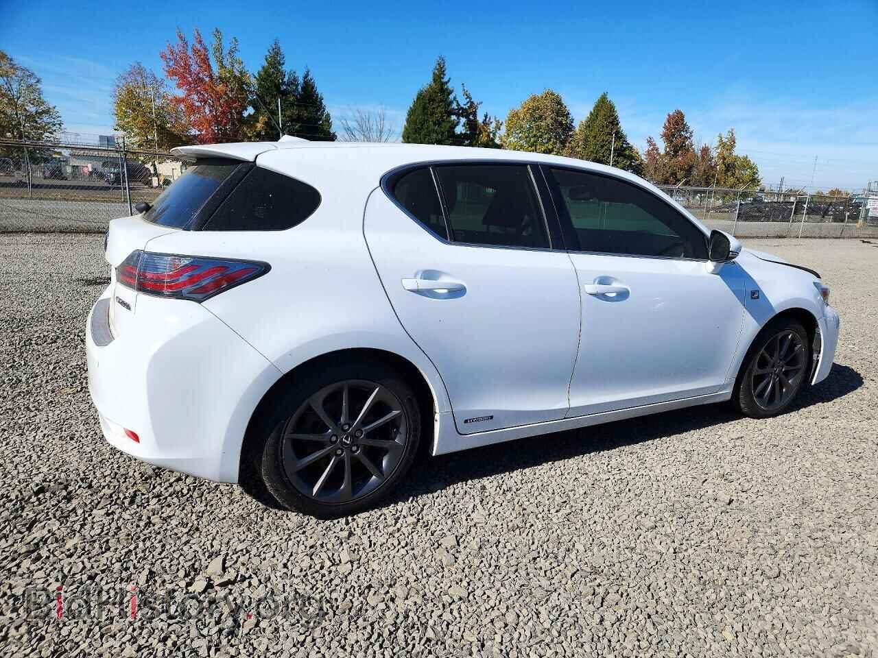 2013 LEXUS CT 200 - VIN: JTHKD5BH4D2158556 - Photo 3