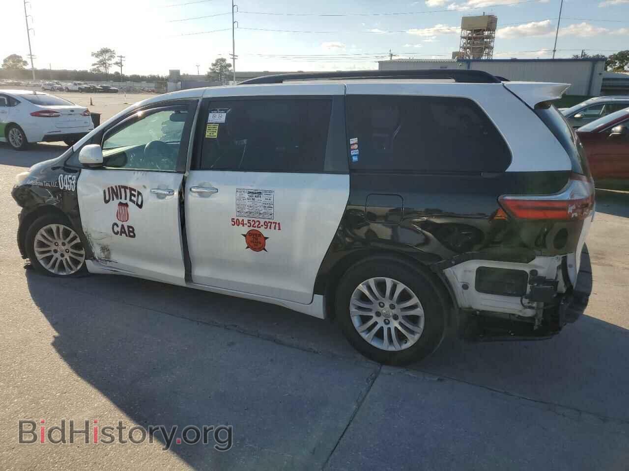 2015 TOYOTA All Models - VIN: 5TDYK3DCXFS677243 - Фото 2