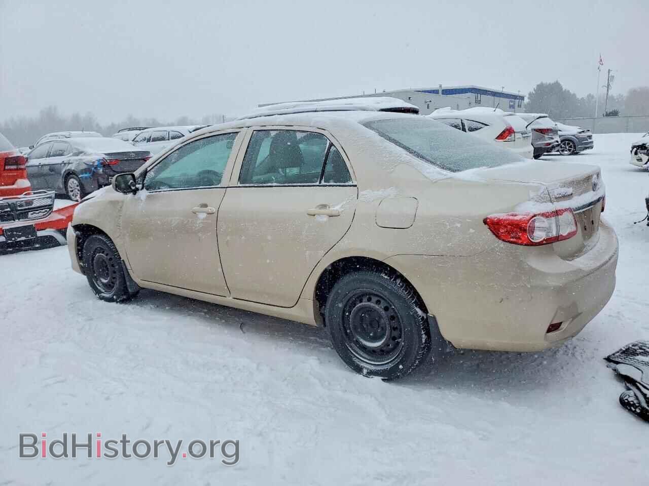 2011 TOYOTA COROLLA - VIN: 2T1BU4EE9BC636577 - Фото 2