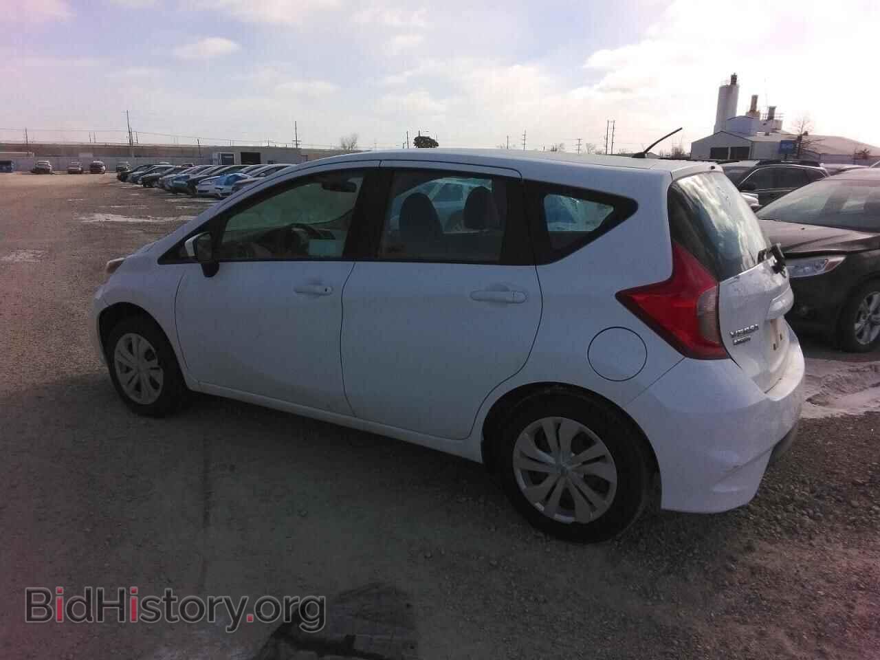 2018 NISSAN VERSA - VIN: 3N1CE2CP6JL352140 - Фото 2