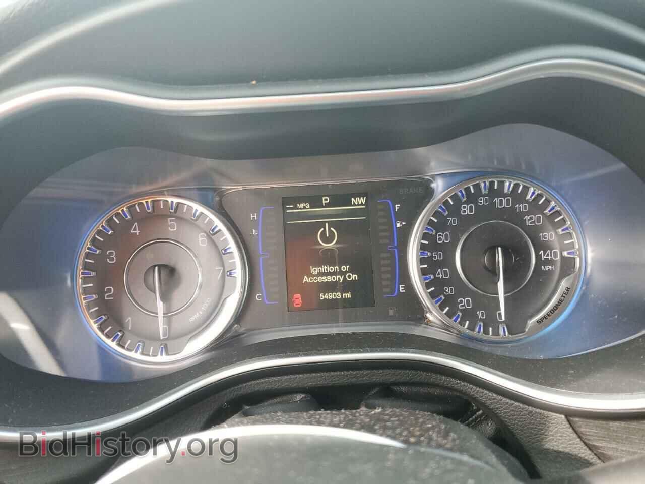 2016 CHRYSLER 200 - VIN: 1C3CCCAB2GN172358 - Фото 9