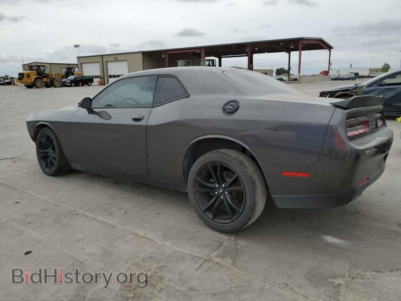 2018 DODGE CHALLENGER - VIN: 2C3CDZAG2JH204446 - Photo 2