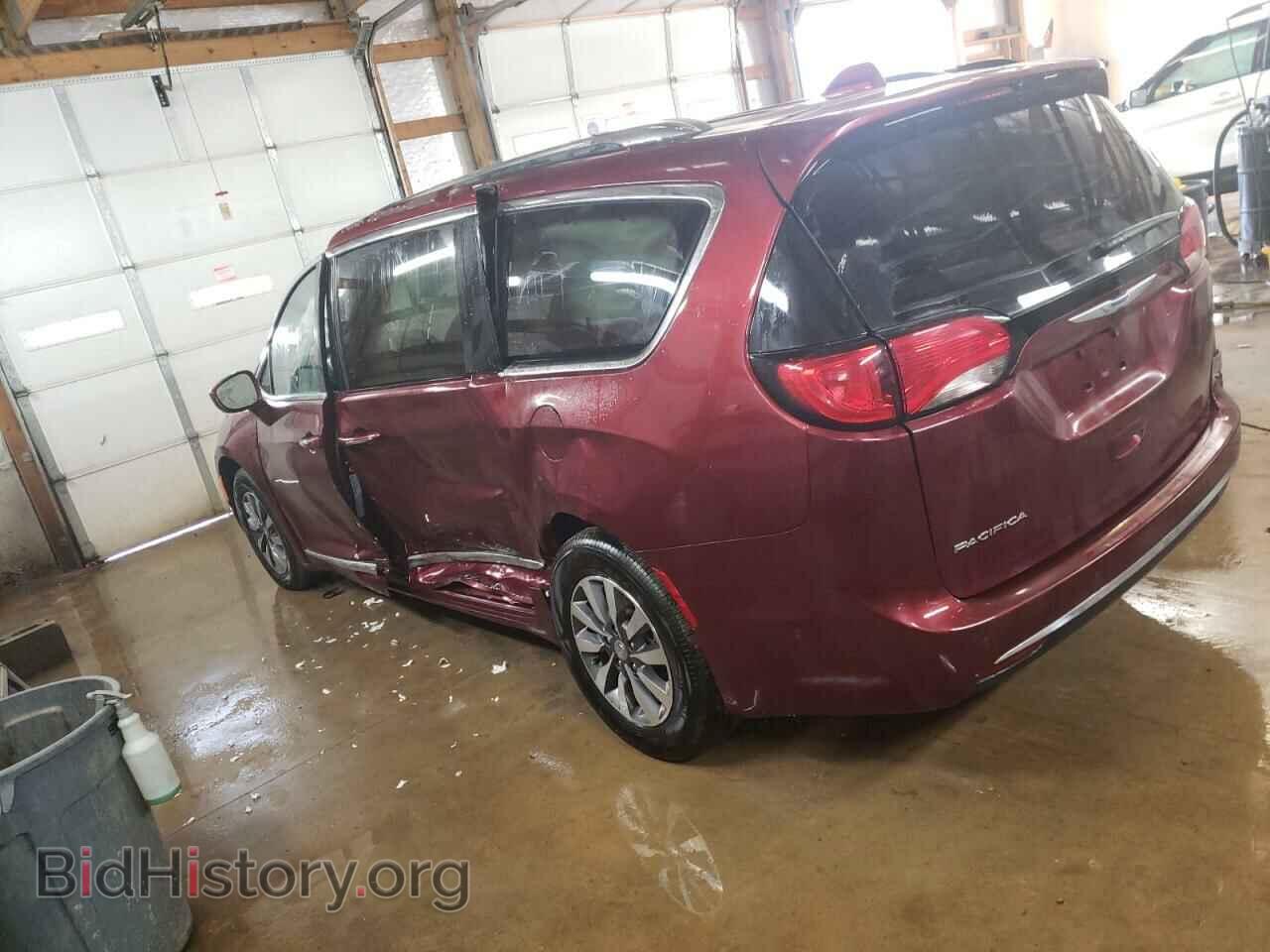 2020 CHRYSLER PACIFICA - VIN: 2C4RC1EG4LR242195 - Photo 2