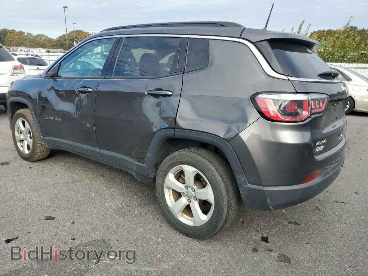 2018 JEEP COMPASS - VIN: 3C4NJDBB2JT239563 - Фото 2