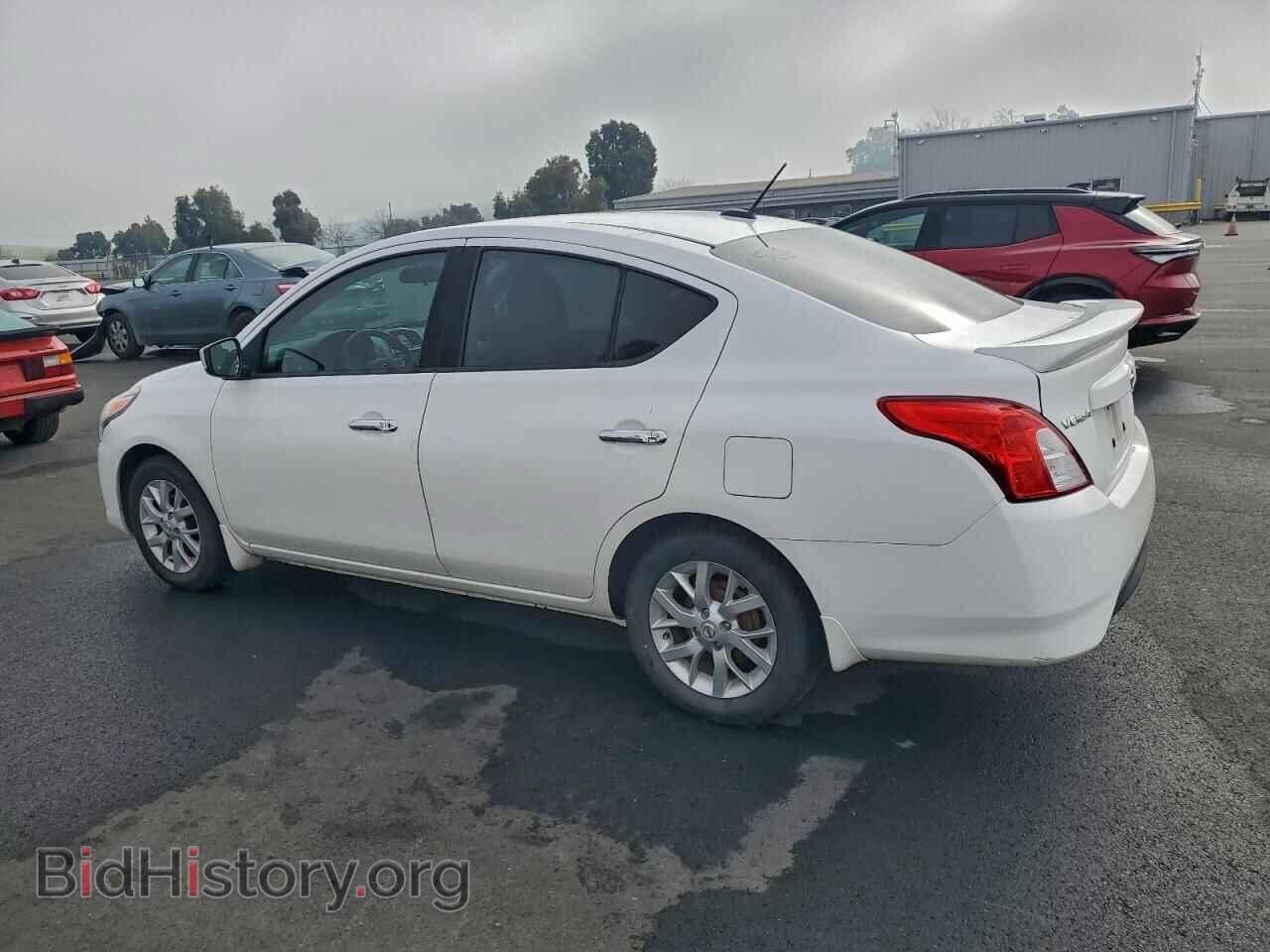 2017 NISSAN VERSA - VIN: 3N1CN7AP7HL879937 - Фото 2
